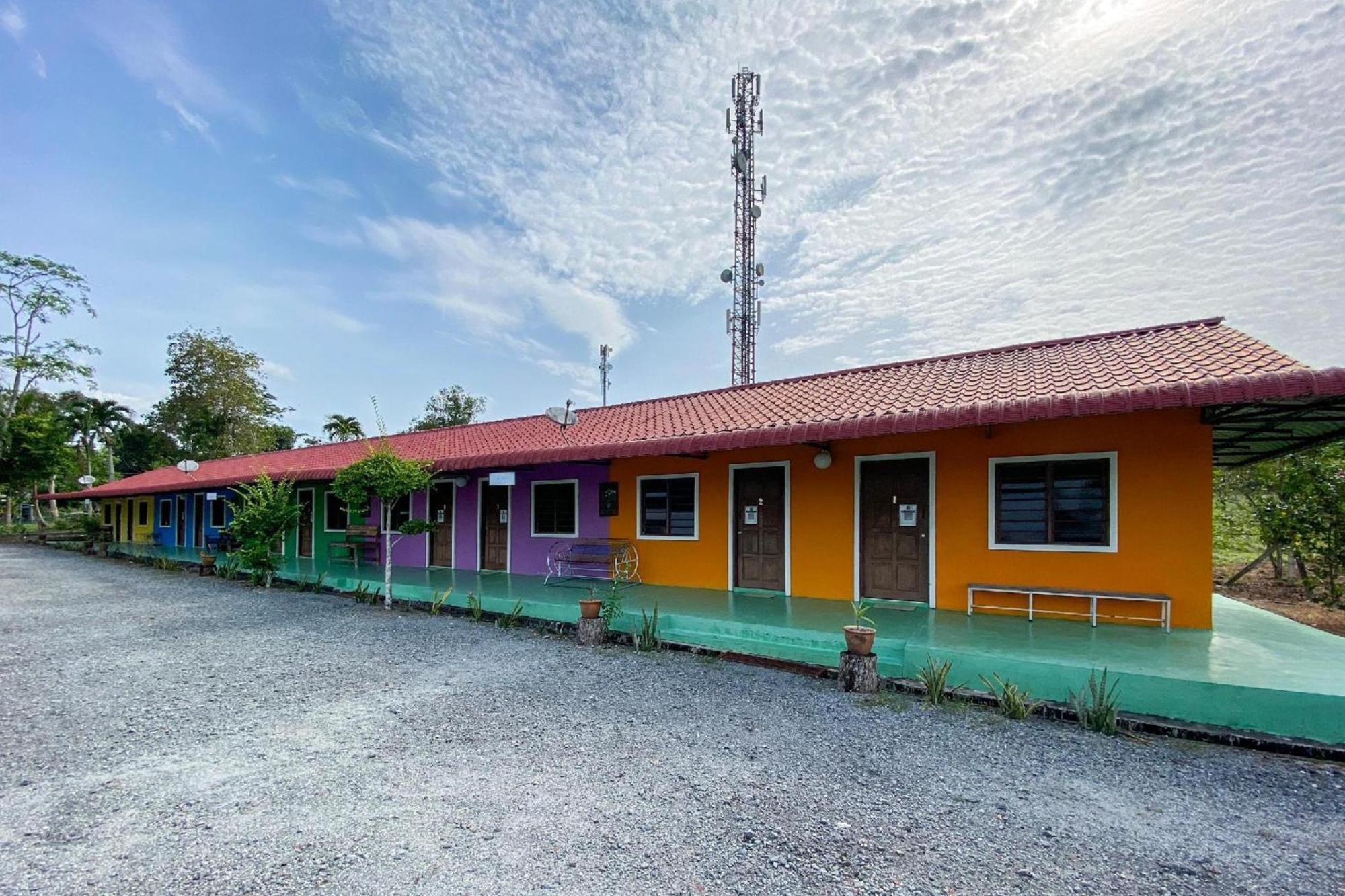 Capital O 90168 Serambi Pelangi Chalet تشانغلن المظهر الخارجي الصورة